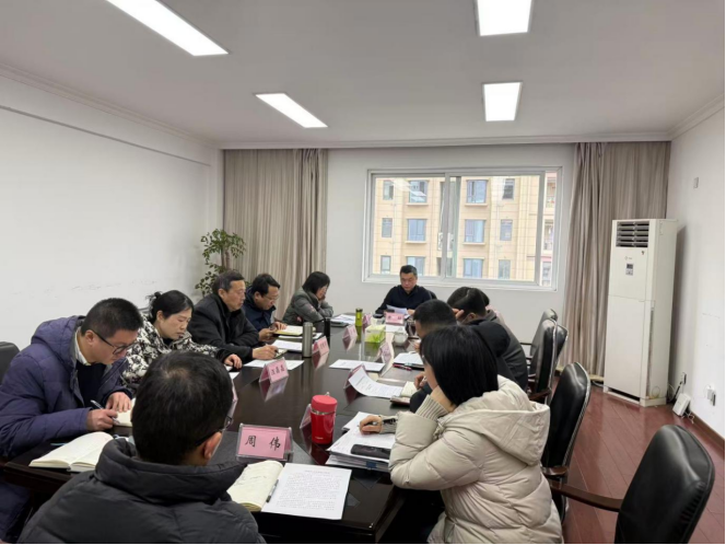 市商务局党组理论学习中心组开展 2026 年第一次专题学习:深化作风建设推进自我革命